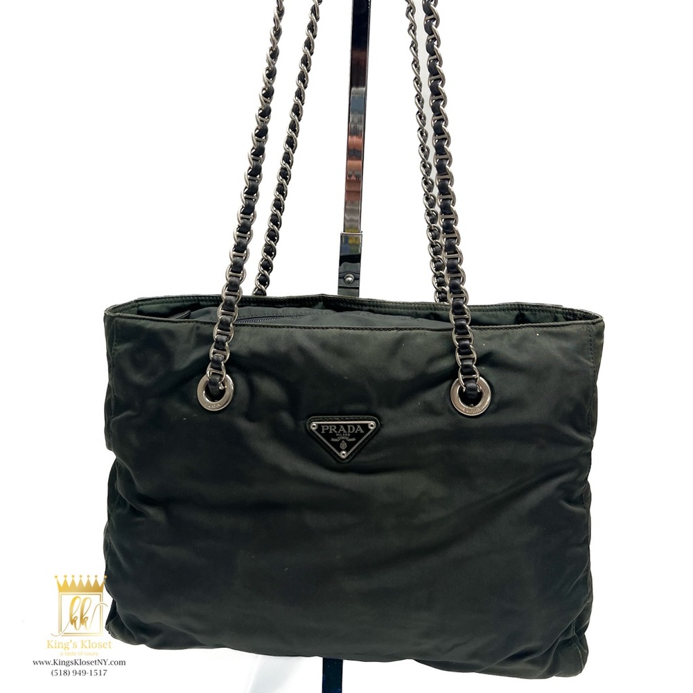💚SOLD💚Prada chain bag